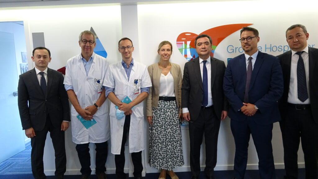 Visite du Ministère de la santé de l’Ouzbékistan dans les Hôpitaux Saint-Joseph et Marie-Lannelongue à Paris